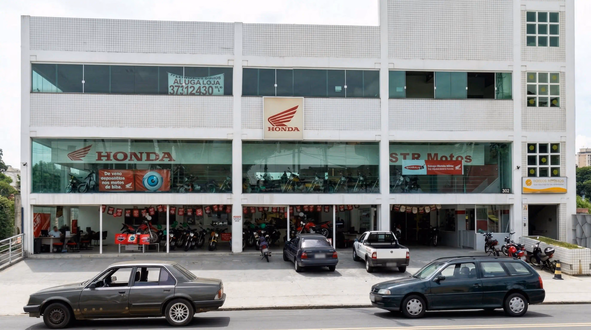 Concessionária Rio Pequeno STR Motos - Fachada - 27 de 40