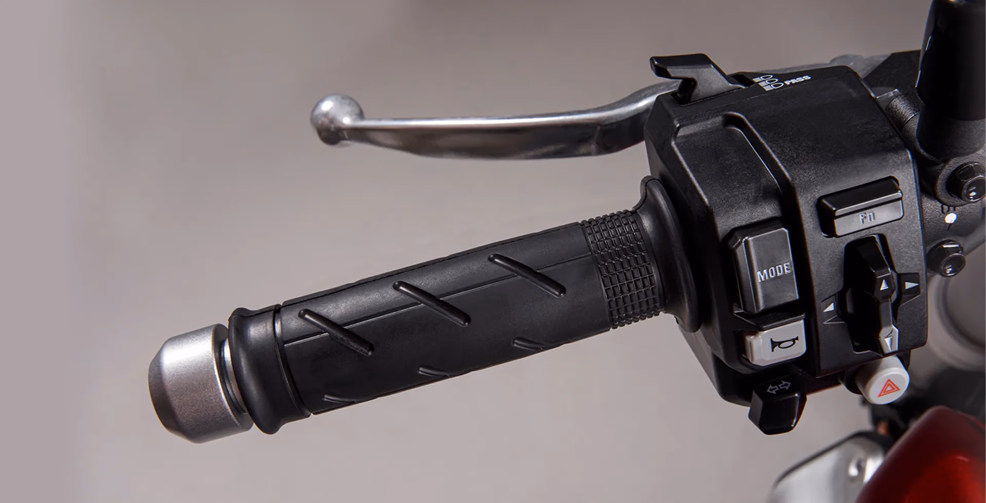 CB 1000R Black Edition embreagem deslizante - 3 de 10