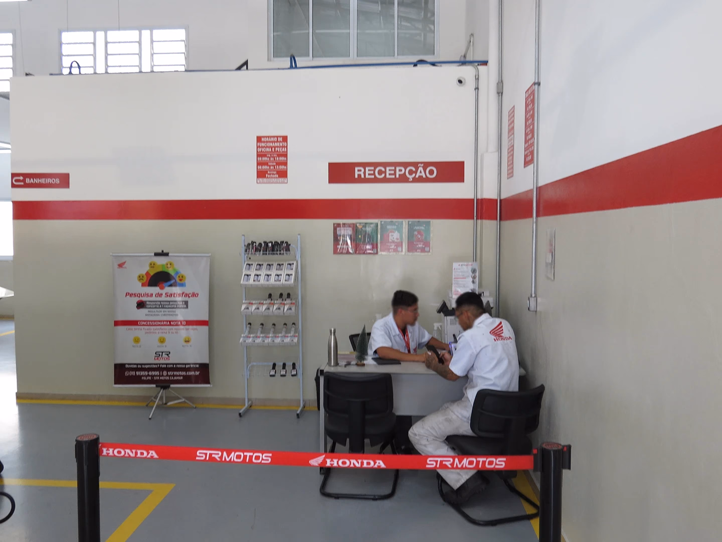 Concessionária Cajamar STR Motos - Recepção - 38 de 40